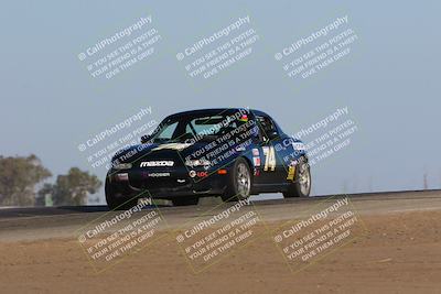 media/Oct-15-2023-CalClub SCCA (Sun) [[64237f672e]]/Group 4/Qualifying/